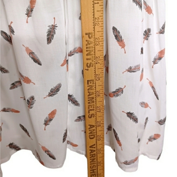 TORRID Feather Novelty Print Smocked Cold Shoulder Long Sleeve White Top 1X NWT - Picture 12 of 13